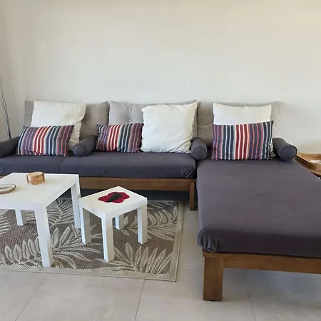3 Pieces 4 Couchages アパート リュミオ